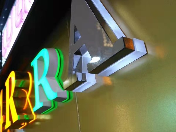 LED發(fā)光字廠商