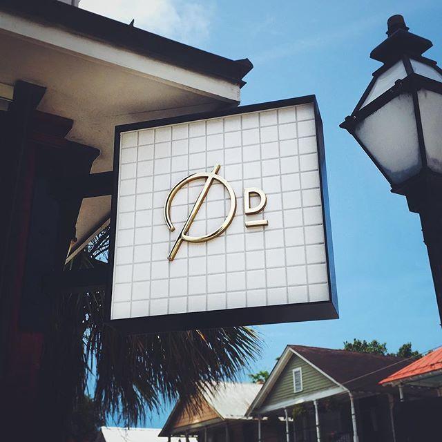 當(dāng)成線下超級入口，店面標(biāo)識重大性凸顯28